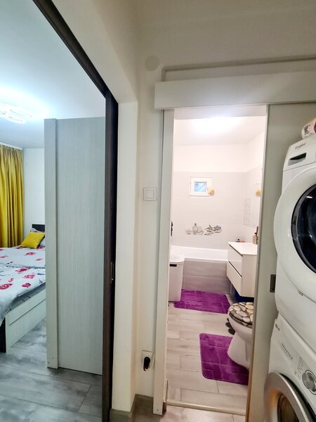 Sergent Nitu Vasile, 3 minute metrou Piata Sudului,