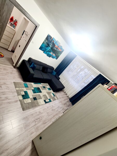 Sergent Nitu Vasile, 3 minute metrou Piata Sudului,